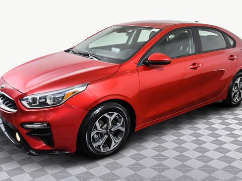 Used 2021 Kia Forte LXS image 4
