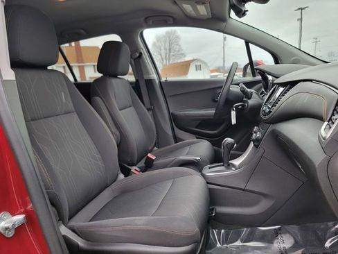 Used 2019 Chevrolet Trax LT image 24