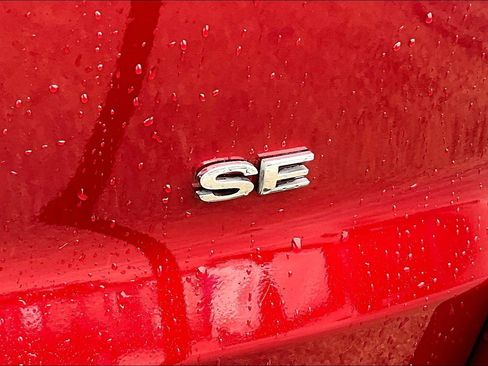 Used 2020 Ford EcoSport SE image 8