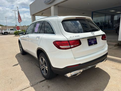 Used 2019 Mercedes-Benz GLC 300 4MATIC image 6