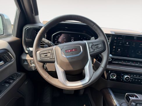 Used 2024 GMC Sierra 1500 SLT w/ SLT Convenience Package AWD/4WD image 12