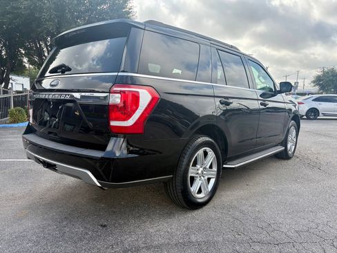 Used 2021 Ford Expedition XLT RWD image 3