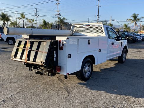 Used 2019 Ford F250 2WD Regular Cab Super Duty image 10