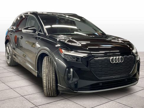 Used 2024 Audi Q4 e-tron Premium Plus w/ Premium Plus image 2