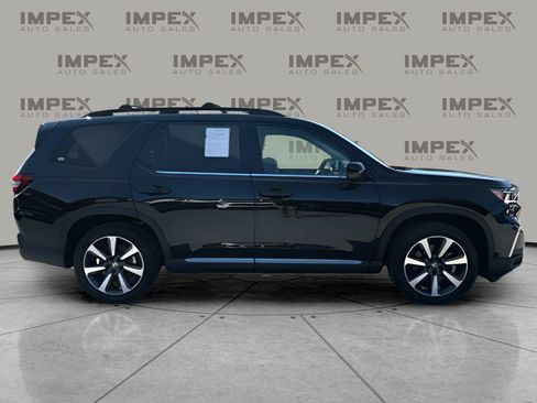 Used 2025 Honda Pilot Elite image 6