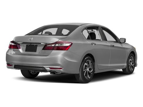 Used 2017 Honda Accord LX image 2