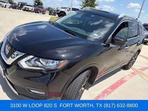 Used 2020 Nissan Rogue SL FWD image 1