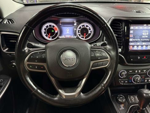 Used 2020 Jeep Cherokee Limited AWD/4WD image 12