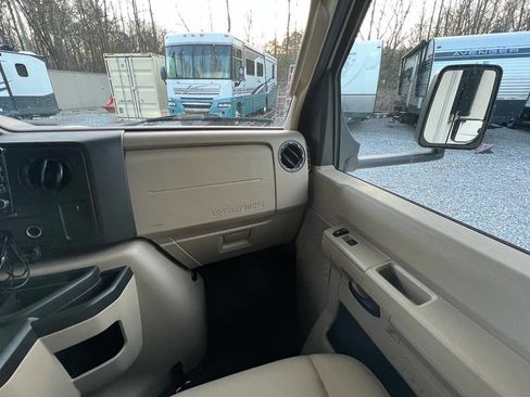Used 2018 Ford E-350 and Econoline 350 Super Duty w/ Motorhome Prep Package image 12