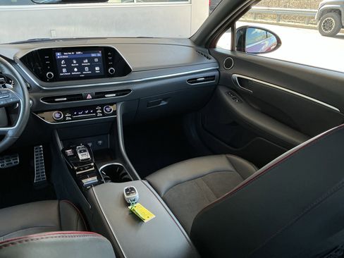 Used 2021 Hyundai Sonata SEL Plus image 16