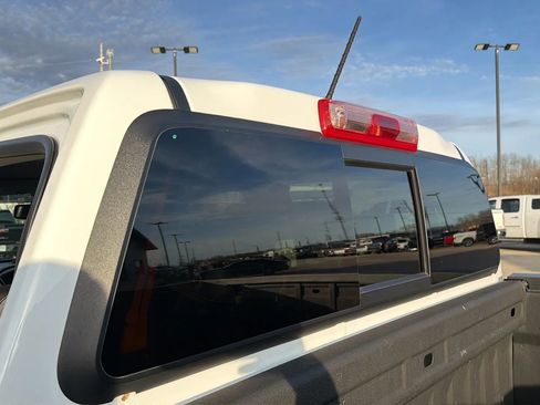 Used 2022 GMC Canyon AT4 w/ Trailering Package image 40