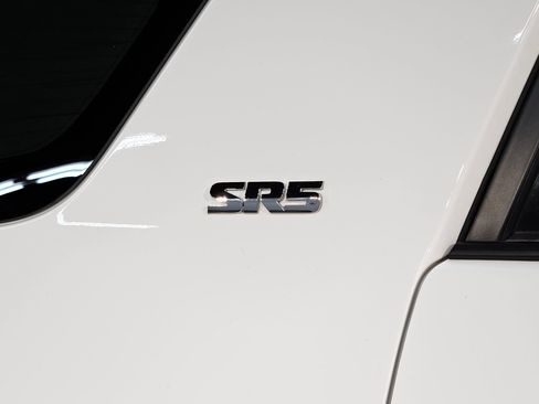 Used 2021 Toyota 4Runner SR5 Premium w/ Moonroof Package image 39