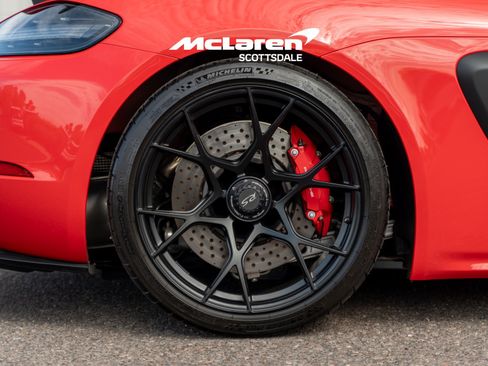 Used 2023 Porsche 718 Cayman GT4 RS RWD image 39