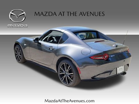 New 2026 MAZDA MX-5 Miata RF Grand Touring RWD image 37