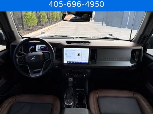 Used 2023 Ford Bronco Outer Banks w/ Sasquatch Package AWD/4WD image 14