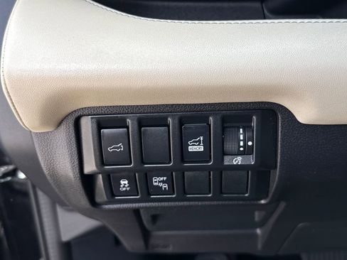 Used 2019 Subaru Ascent Touring w/ Popular Package #3 image 15