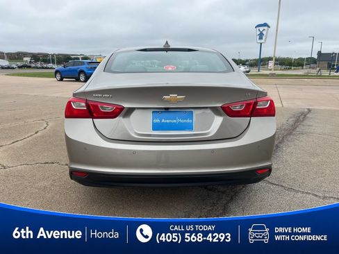 Used 2025 Chevrolet Malibu LT FWD image 4