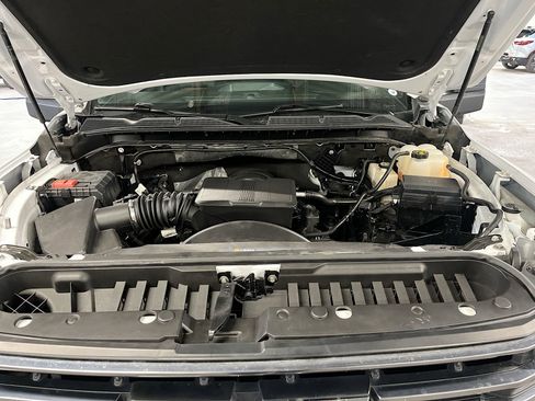 Used 2023 GMC Sierra 2500 AT4 image 29