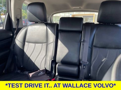 Used 2020 INFINITI QX60 Luxe w/ Essential Package FWD image 6