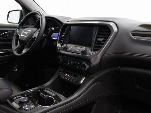 Used 2023 GMC Acadia AT4 image 37