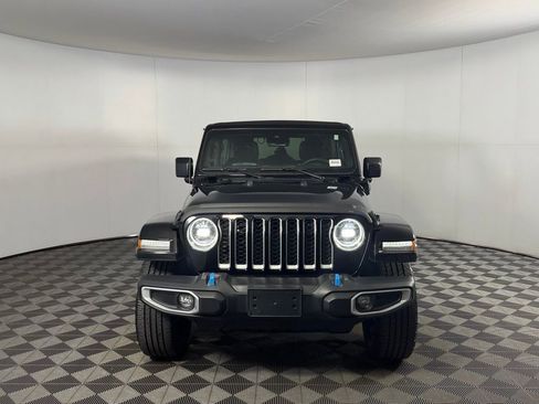 Used 2023 Jeep Wrangler Unlimited Sahara w/ Safety Group AWD/4WD image 11