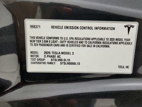 Used 2025 Tesla Model 3 Long Range RWD image 73