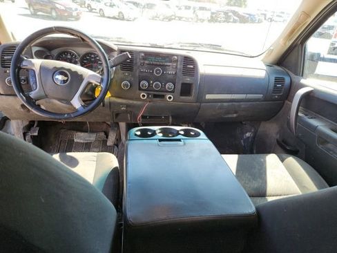 Used 2011 Chevrolet Silverado 3500 LT image 18