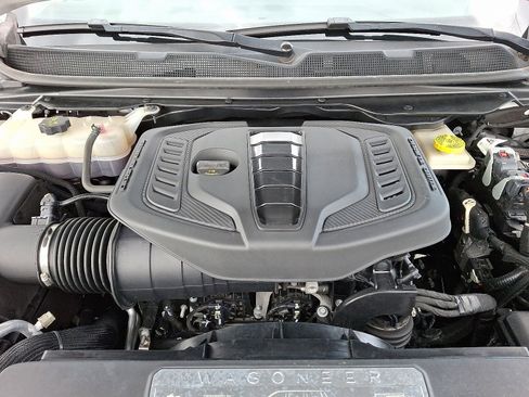 Used 2023 Jeep Wagoneer L Series II image 27