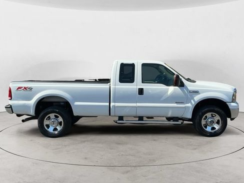 Used 2006 Ford F350 Lariat AWD/4WD image 4