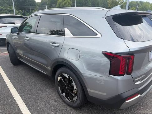 Used 2025 Kia Sorento SX Prestige AWD/4WD image 7