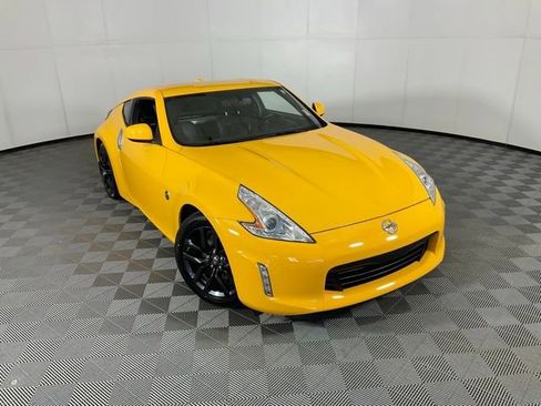 Used 2017 Nissan 370Z Touring image 39