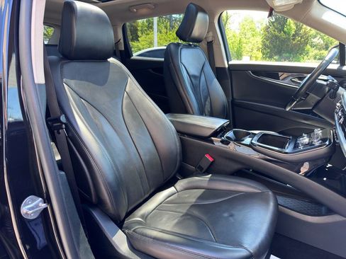 Used 2021 Lincoln Nautilus Reserve AWD/4WD image 34
