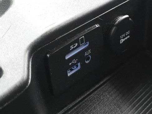 Used 2015 RAM 1500 Laramie image 26