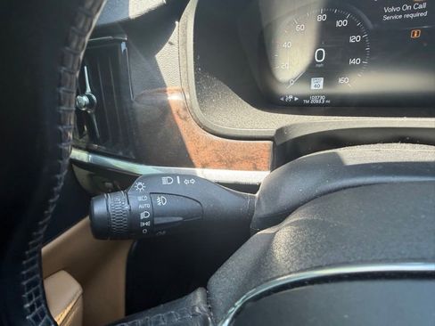 Used 2018 Volvo S90 T6 Momentum AWD/4WD image 9