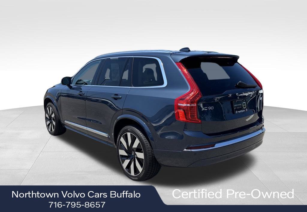 Certified 2023 Volvo XC90 T8 Ultimate w/ Lounge Package AWD/4WD image 3