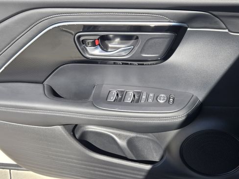 Certified 2025 Acura ADX AWD image 20