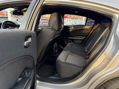 Used 2018 Dodge Charger SXT Plus image 15