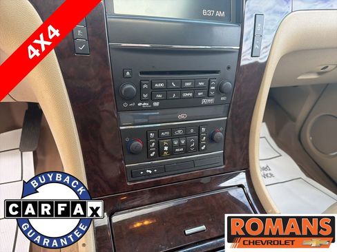 Used 2012 Cadillac Escalade ESV Luxury image 16
