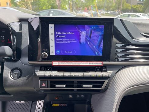 New 2026 Toyota Camry SE AWD/4WD image 19