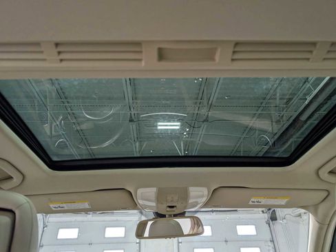 Used 2012 Mercedes-Benz C 300 Sport image 17