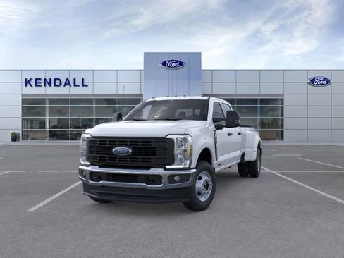 New 2026 Ford F350 XL image 2