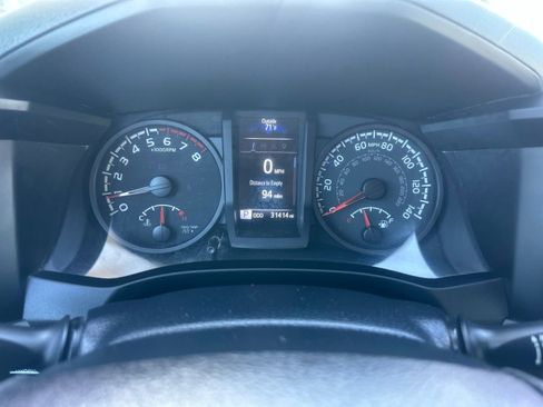 Used 2021 Toyota Tacoma SR w/ SR Convenience Package AWD/4WD image 22