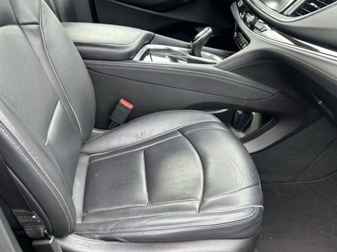 Used 2019 Buick Enclave Avenir w/ Avenir Technology Package image 12