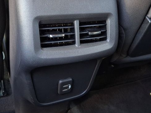 Used 2020 GMC Terrain SLE FWD image 11