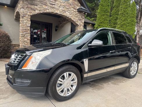Used 2015 Cadillac SRX Luxury w/ Driver Awareness Package AWD/4WD image 3