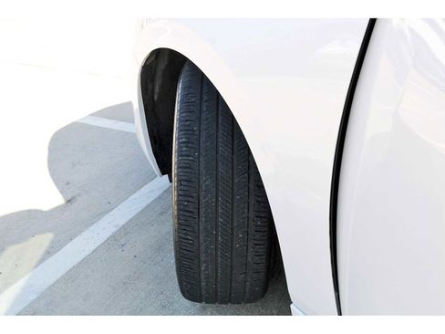 Used 2024 Nissan Sentra SR w/ SR Premium Package image 29