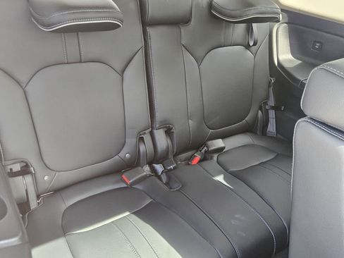 Certified 2024 Honda Pilot Elite image 19
