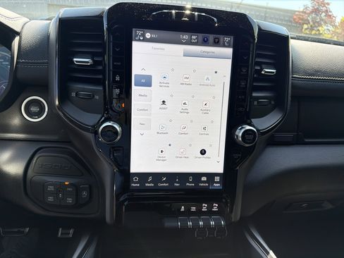 Certified 2022 RAM 1500 Laramie AWD/4WD image 30