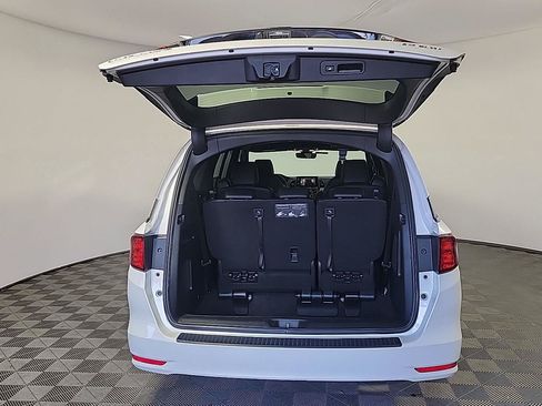 Certified 2023 Honda Odyssey Sport image 6