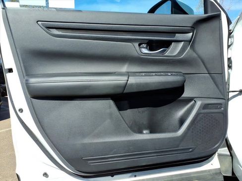 Used 2023 Honda CR-V EX image 13